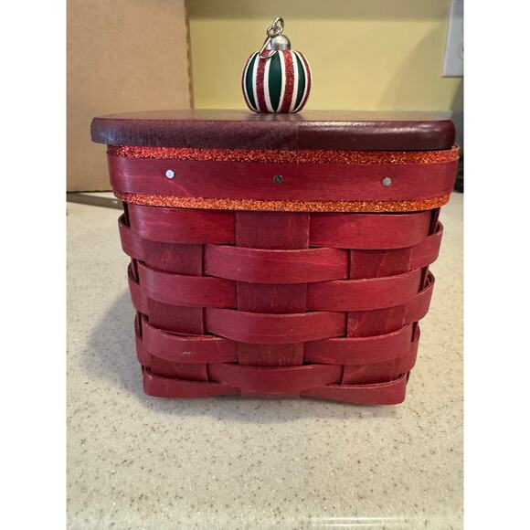 Longaberger 2011 Christmas  Box Red Basket Set, plastic protector and Lid - Picture 1 of 9
